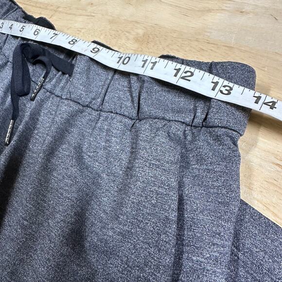 Lululemon On The Fly Pant Heathered Black Women's Sz 4 Excellent Used Condition - Picture 8 of 10